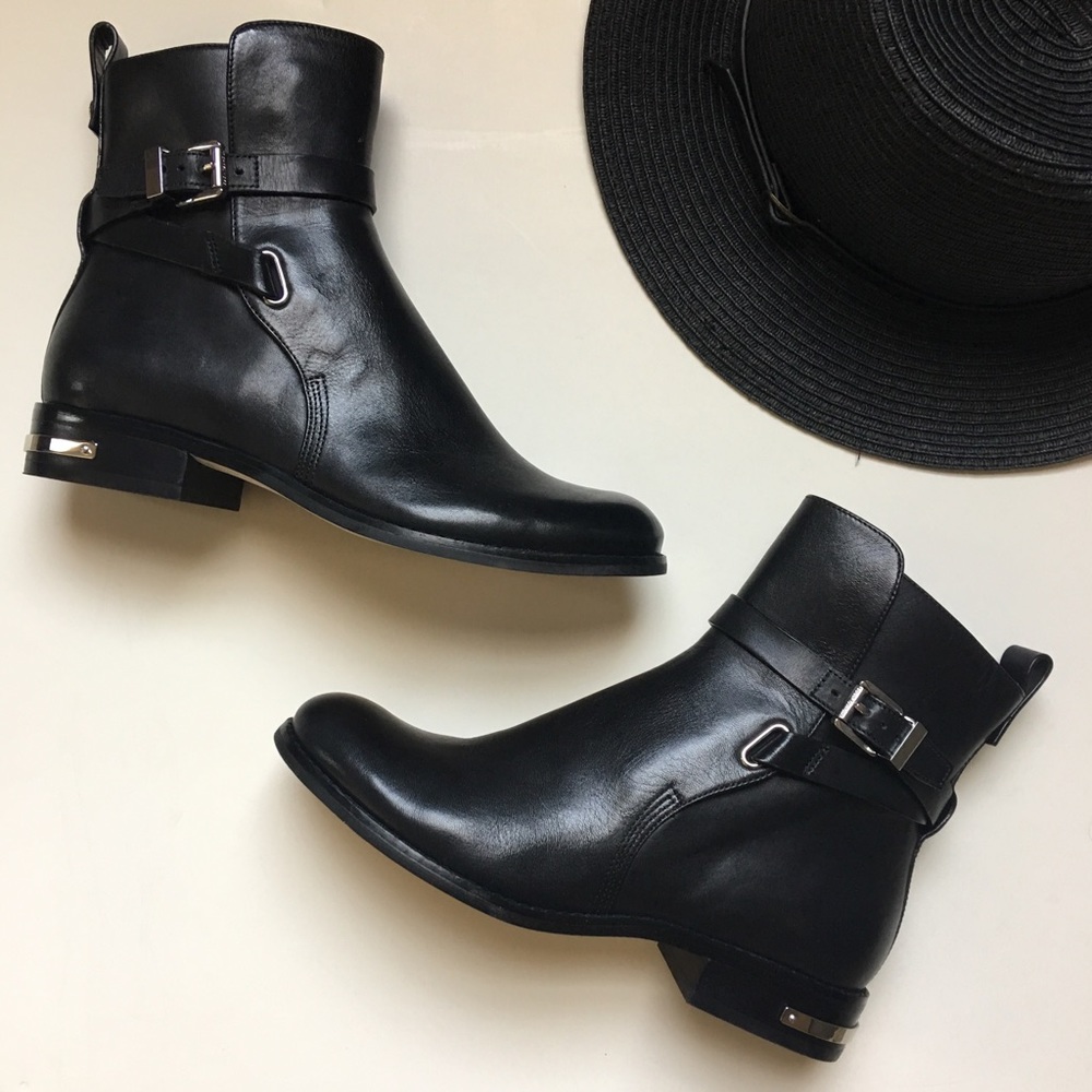 MICHAEL KORS ARLEY LEATHER ANKLE FLAT BOOT (NWT)