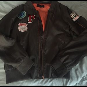 Oversized IRIS bomber jacket with patches! Size L