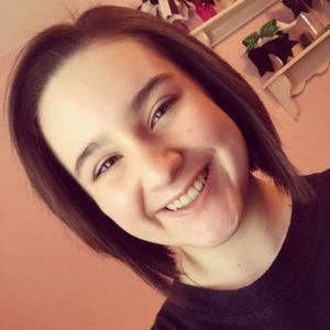 Meet your Posher, Mia