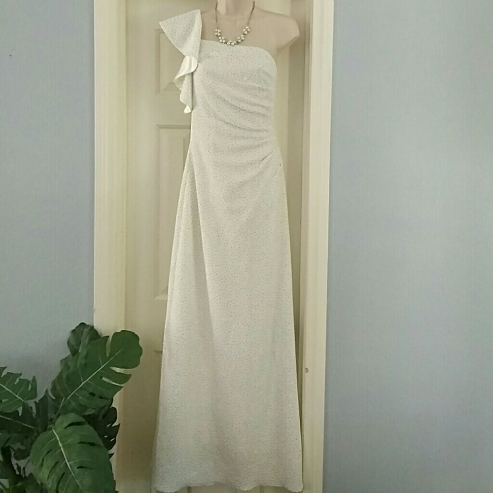 Special occasion Ladies Long Gown