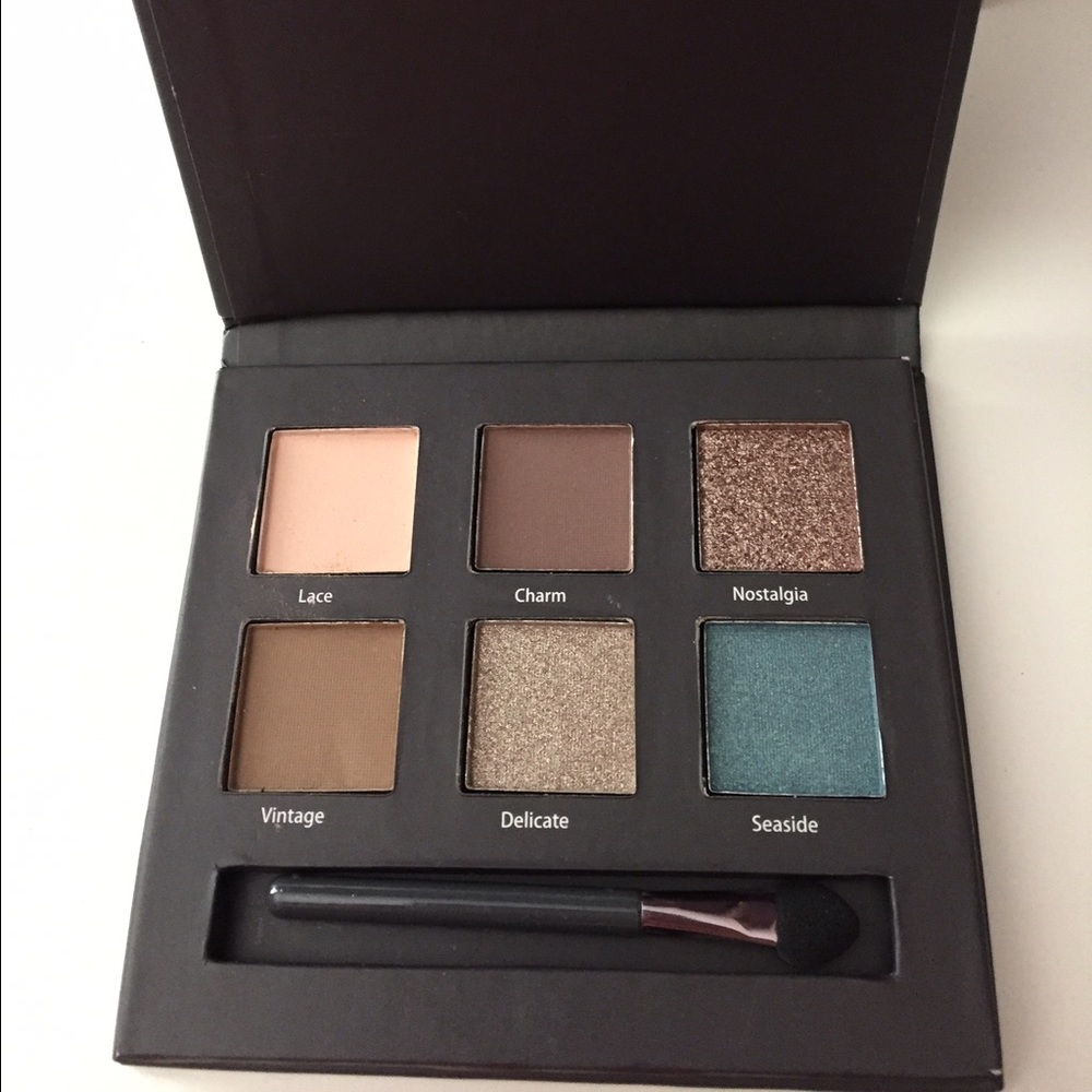 Ulta beauty eyeshadow pallete 😊