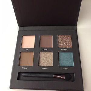 Ulta beauty eyeshadow pallete 😊