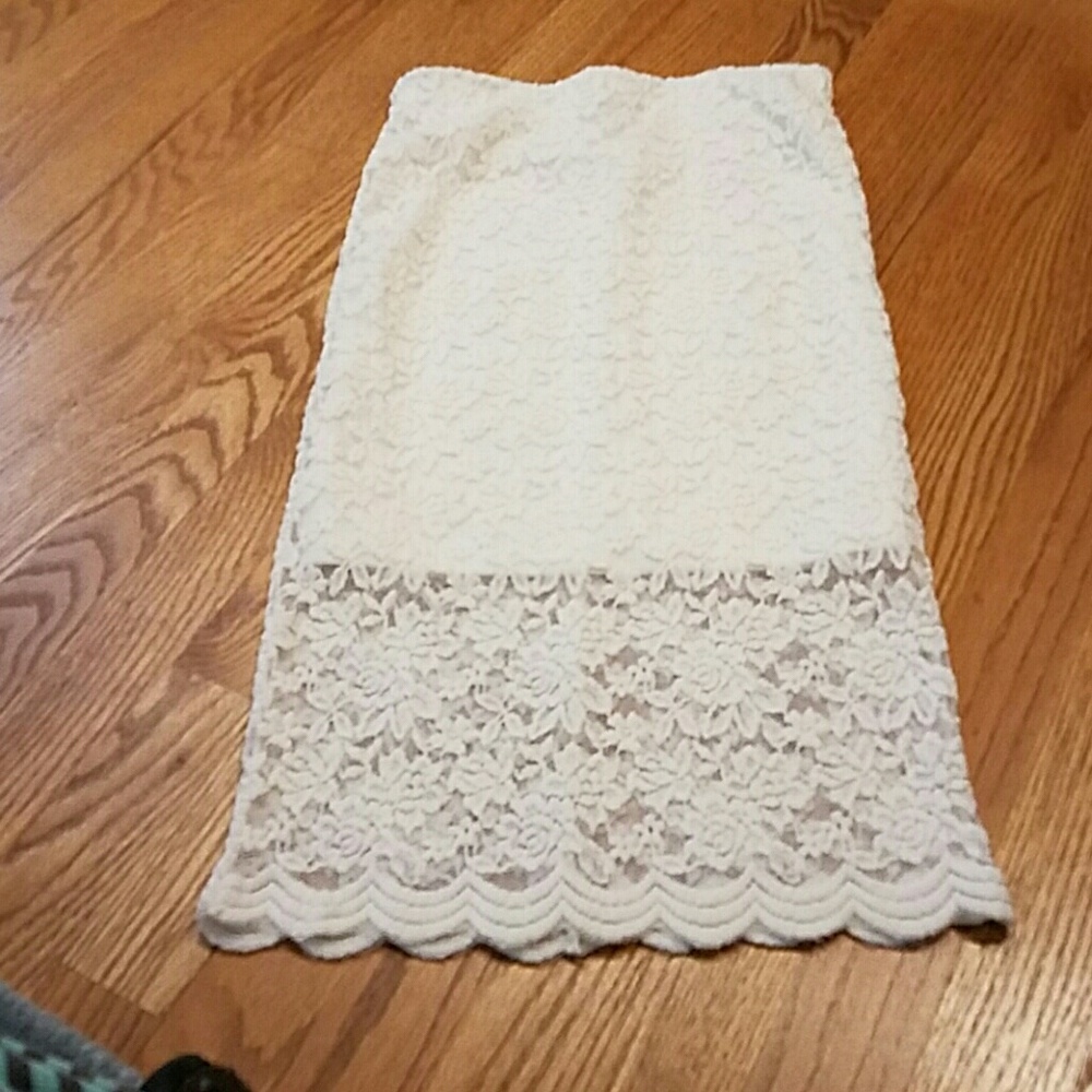Cream lace skirt