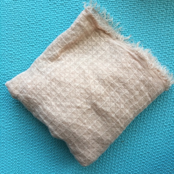 SOLD | Lightweight Knit Scarf - Picture 2 of 3