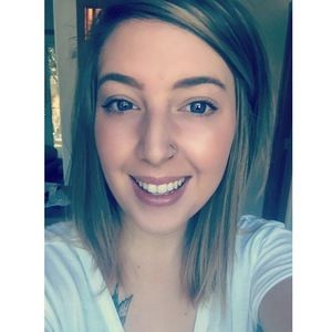 Meet your Posher, Sally