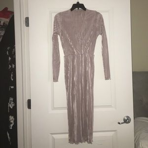 Brand new dress!! This is a steal!!