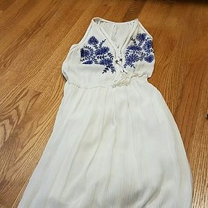 Long white flowy dress
