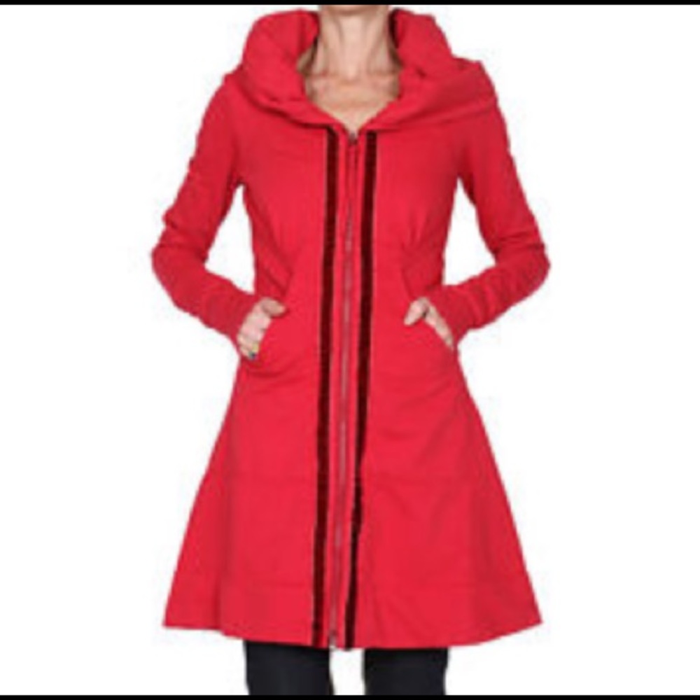 Prairie Underground red cloak hoodie with velvet.