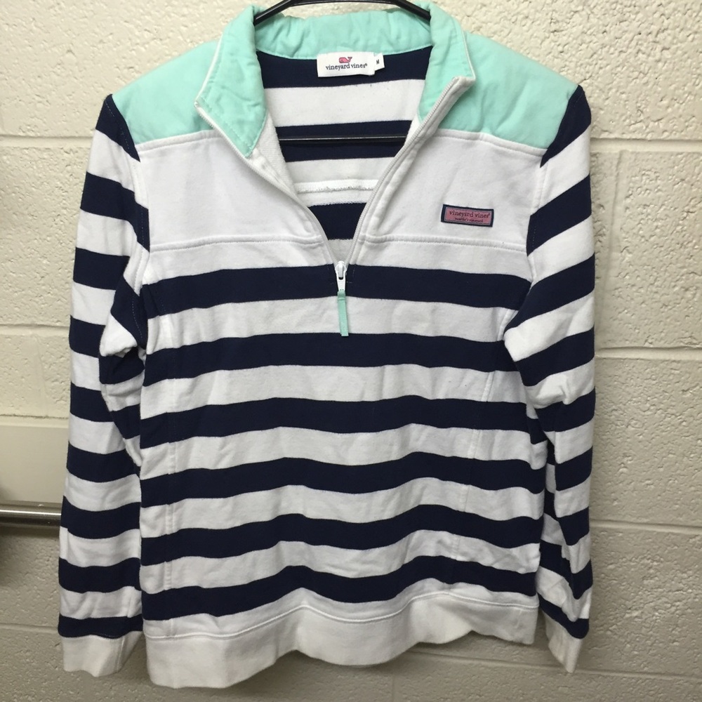 Vineyard vines pullover/ shep shirt