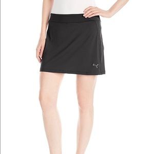 WOMANS Puma XS golf skirt black