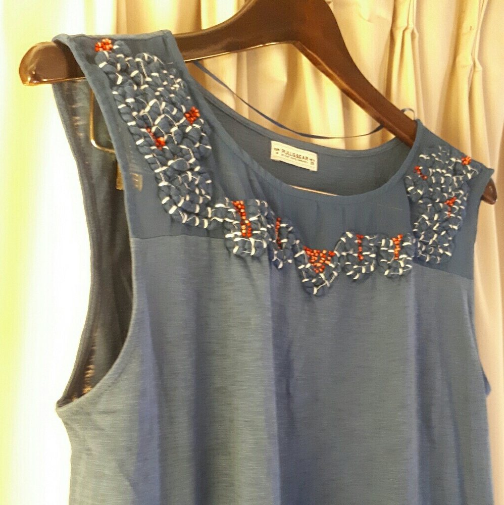 Blue top - Picture 2 of 4