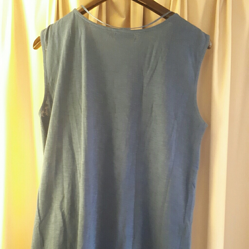 Blue top - Picture 4 of 4