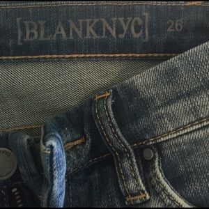 ¡SALE! BlankNYC Distressed Jeans Size 26