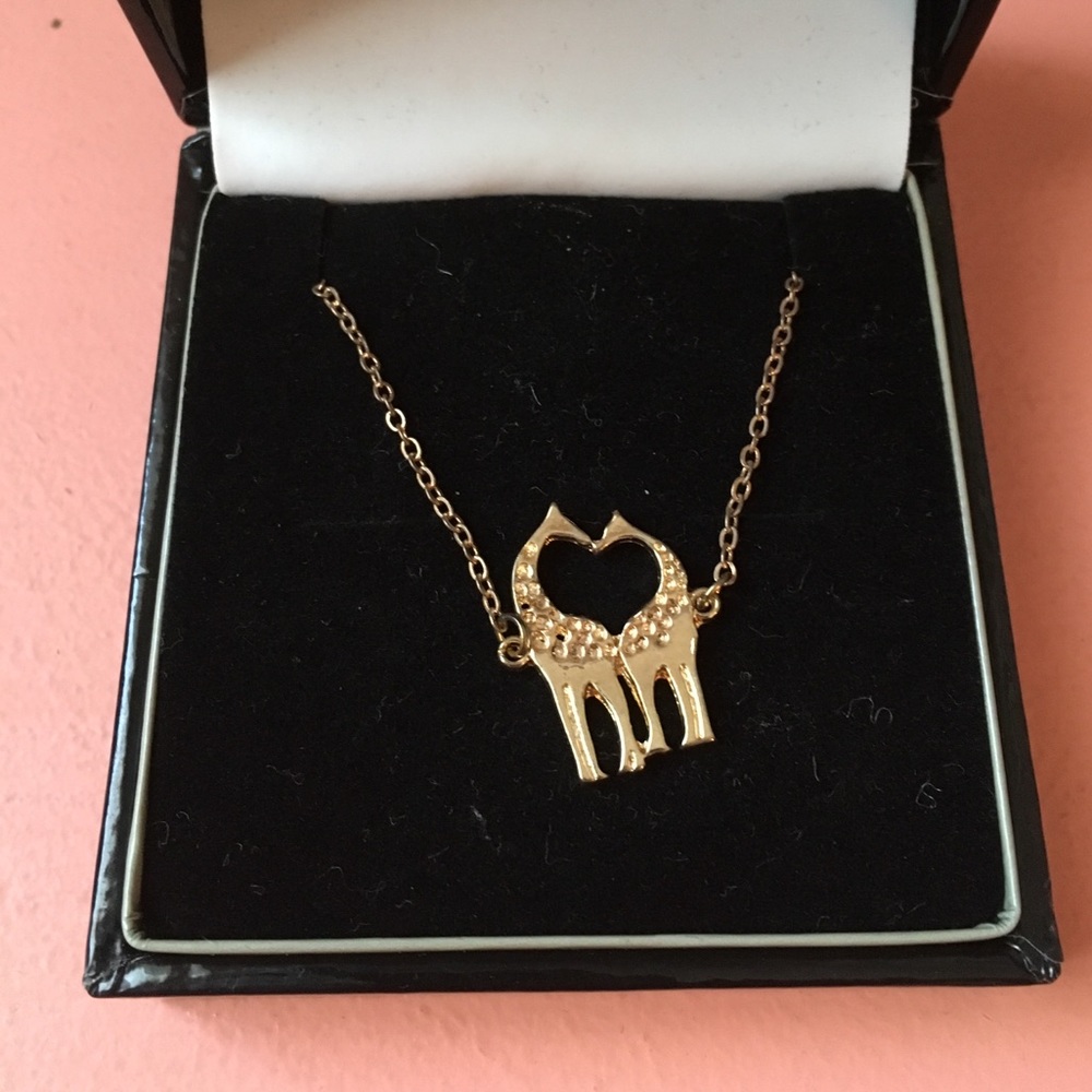 Gold Giraffe ❤️ Necklace