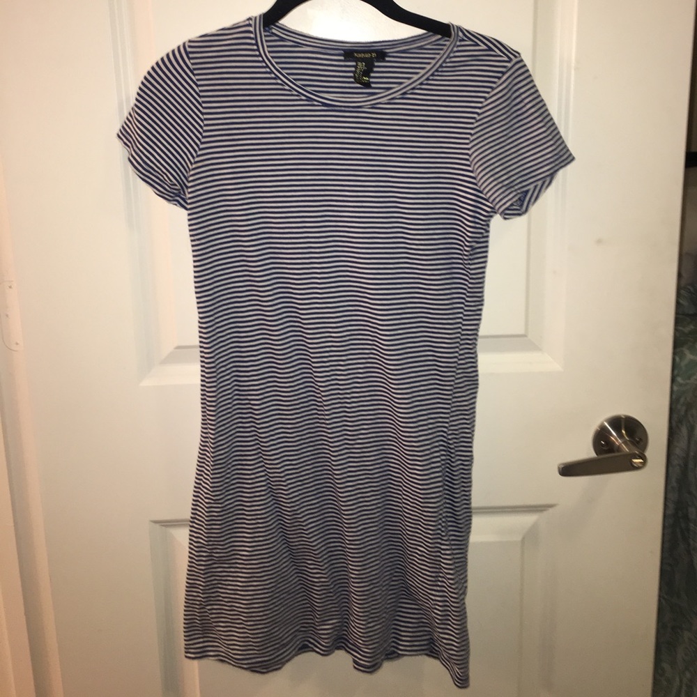 F21 Sz. S Blue and White Striped T-Shirt Dress