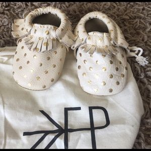 Freshly Picked baby moccasins sz 1.
