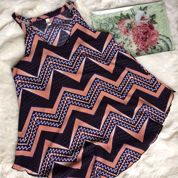 Geo Print top Blouse tunic sz S BOHO Aztec - Picture 1 of 6