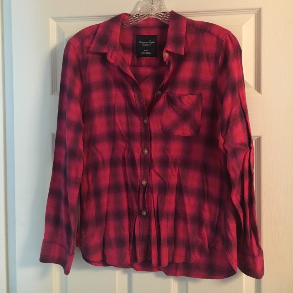 American eagle dark pink plaid buttondown flannel
