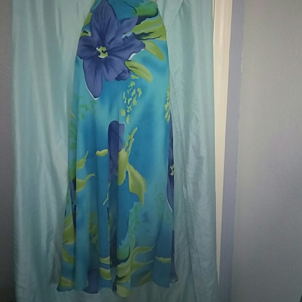 Ladies Maxi Skirt