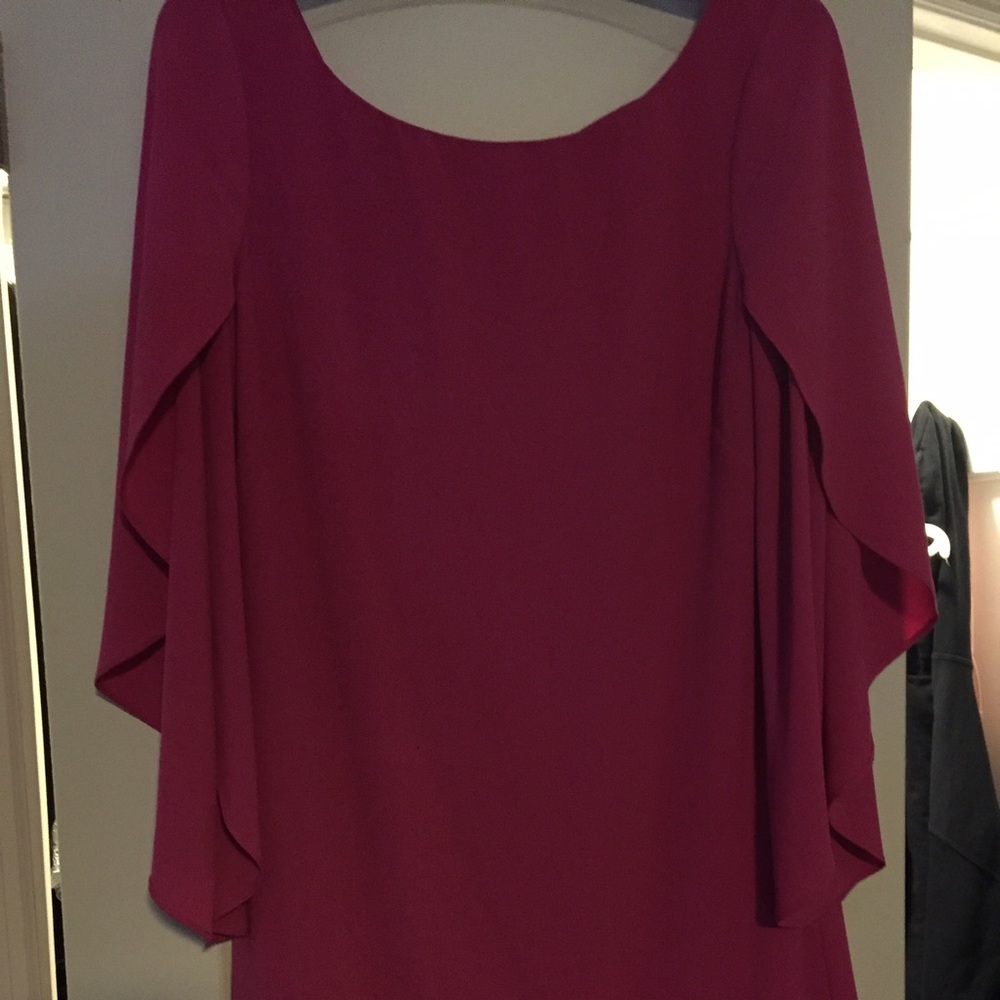 Jessica Simpson flutter sleeve dress