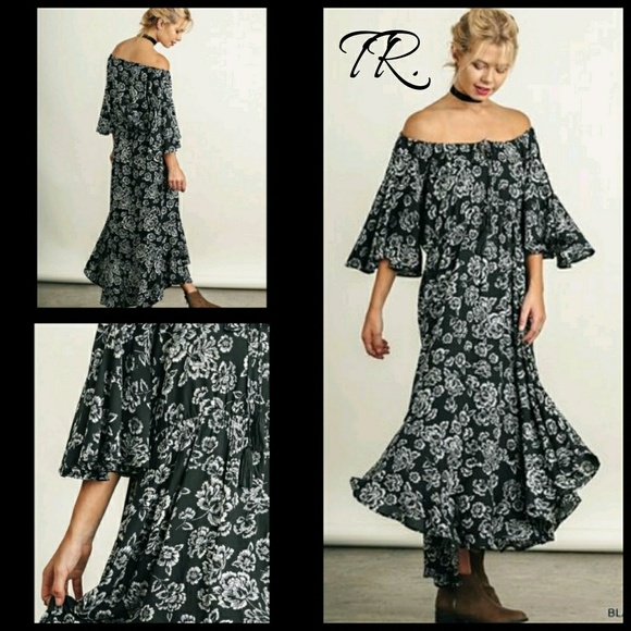 🌴BLACK Floral Maxi - Picture 6 of 7