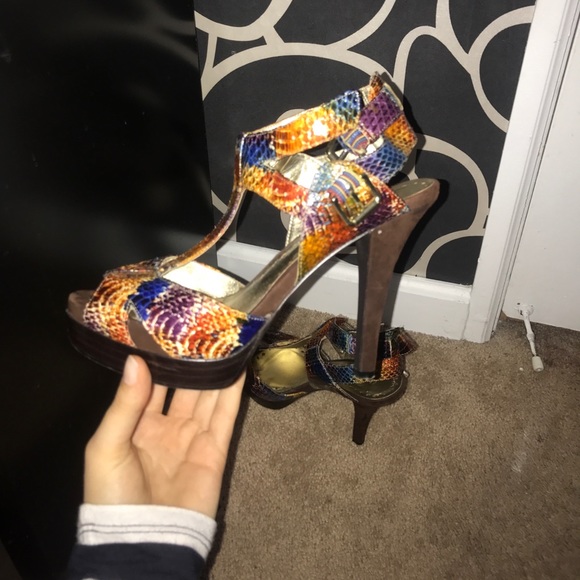 Pair of brown snakeskin ankle strap peep toe heels - Picture 4 of 4