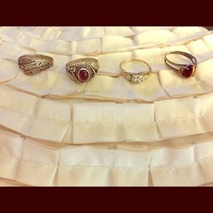 4 GUC costume jewelry rings