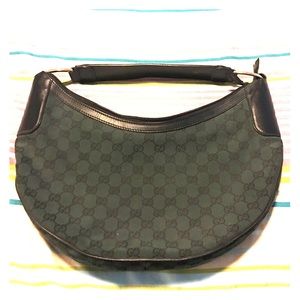 Authentic Gucci bag in excellent condition.