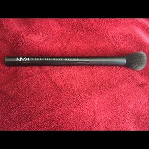 Nyx beauty brush!