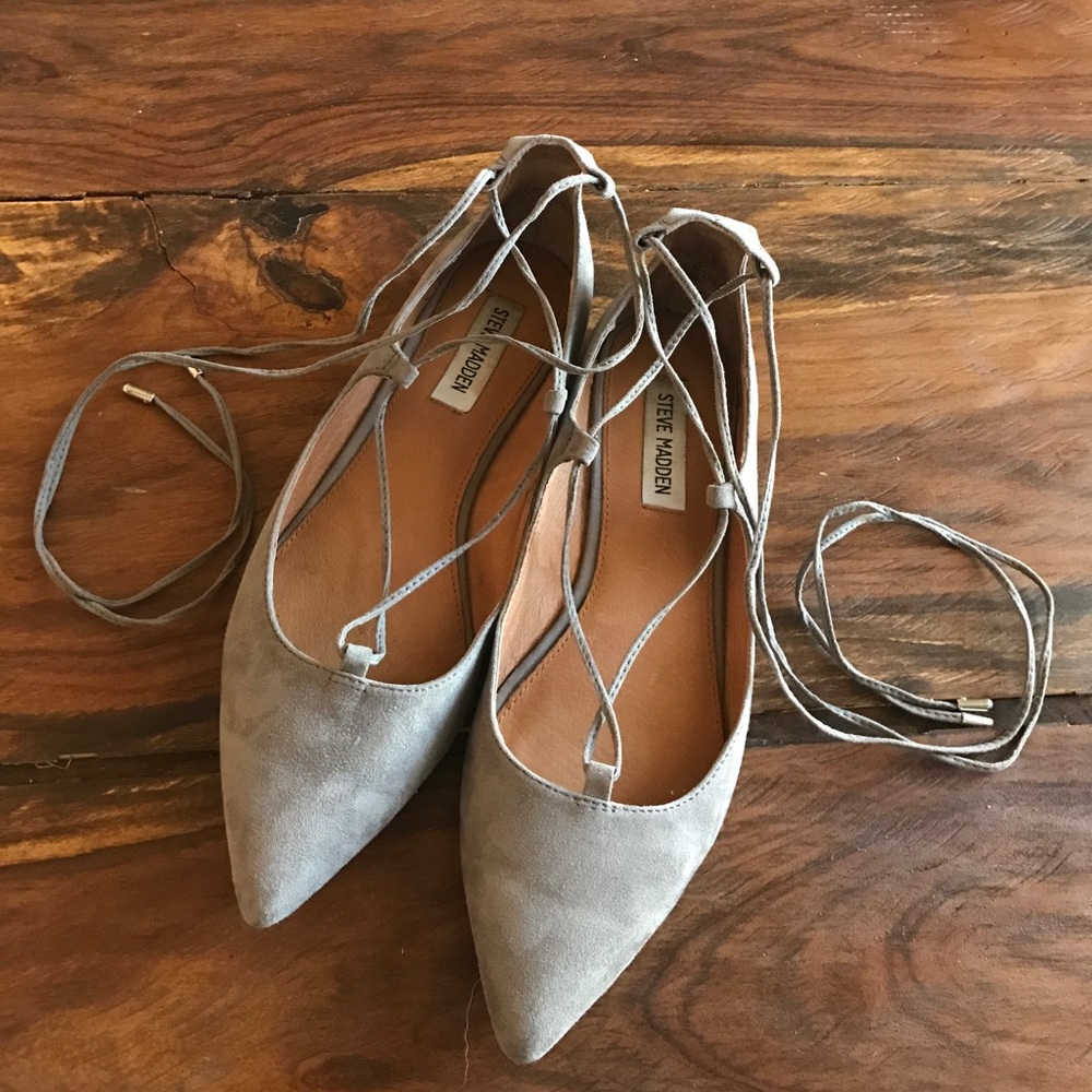 Steve Madden lace up flats