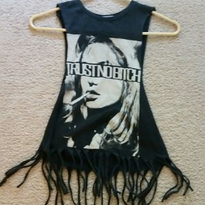 Trust no bitch crop top