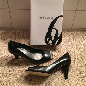 Nine West peep toe pumps-  never worn