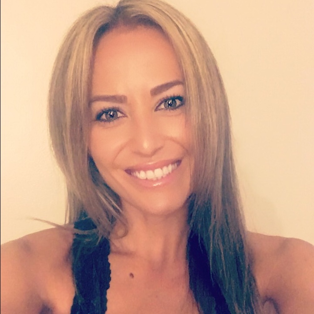 Meet your Posher, Adriana