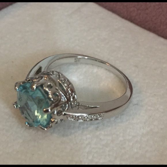 Ring - Picture 2 of 2