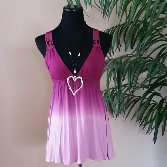 Real Haute Trends Tops - Beautiful Pink Ombre Tank Top EUC!