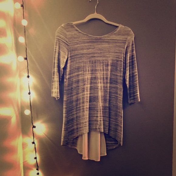 kim & cami Tops - ❤️cute grey shirt❤️