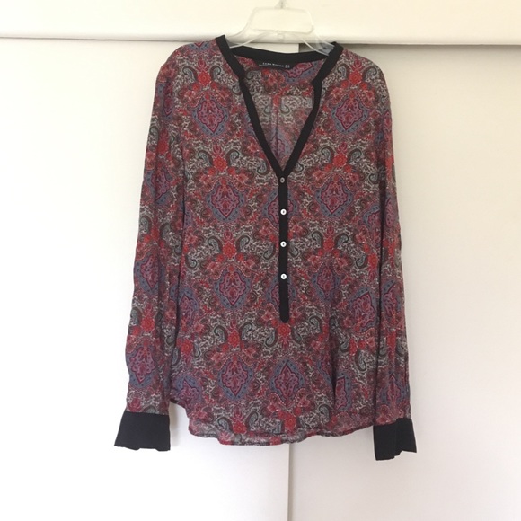 Zara Tops - Zara Woman printed top