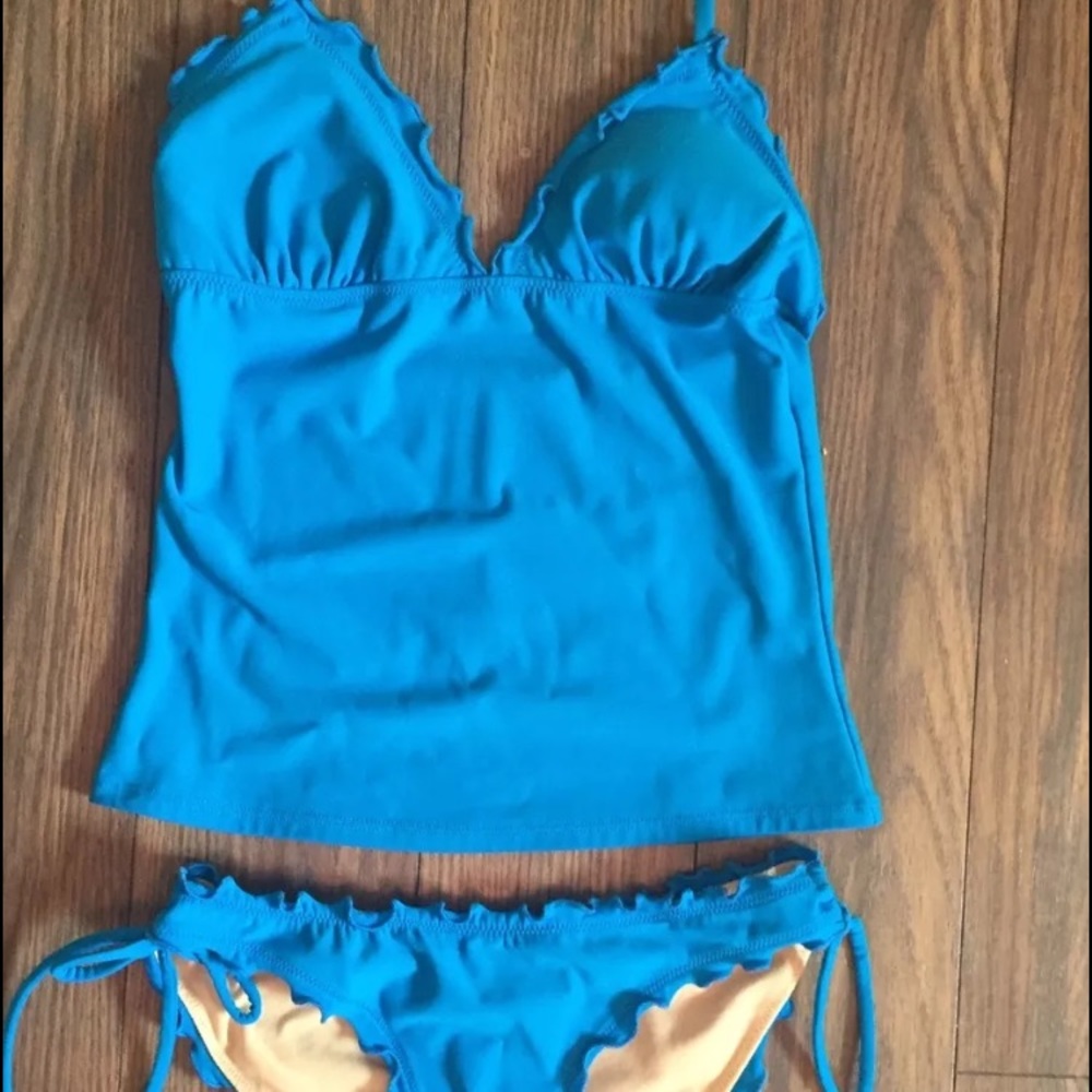 Bright blue Tankini