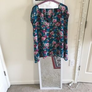 SHOW ME YOUR MUMU flowy top! Worn 3x