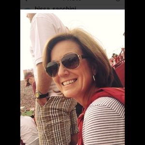 Meet your Posher, Liz