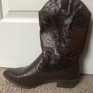 Cowgirl Boots (Rampage, Faux)