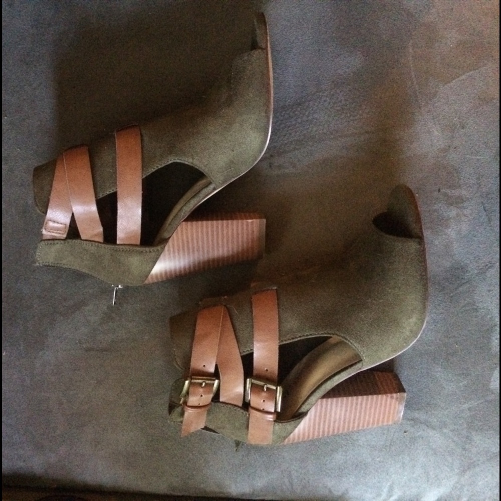 Sandle Heels