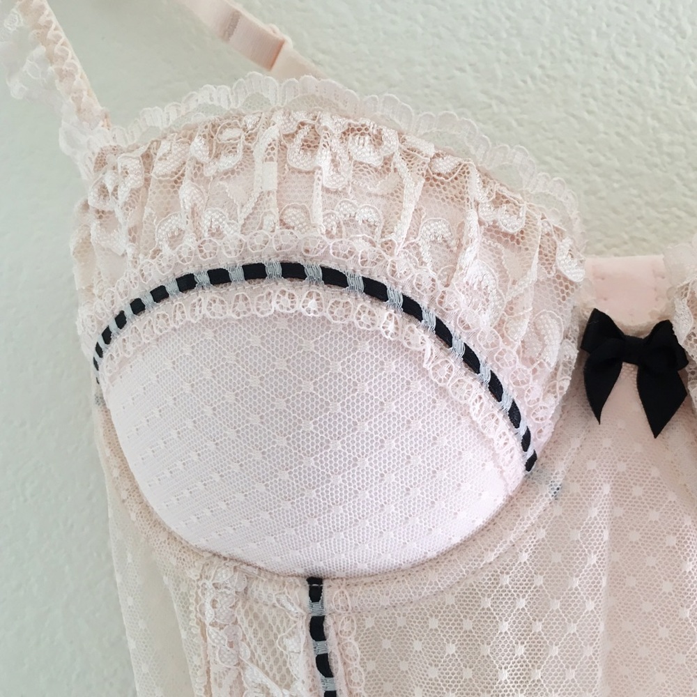 NWOT H&M Blush Balconette Corset