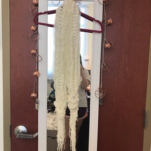 Charming Charlie cream scarf