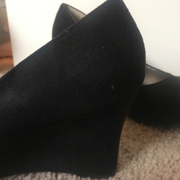 Black Wedges - Picture 2 of 4