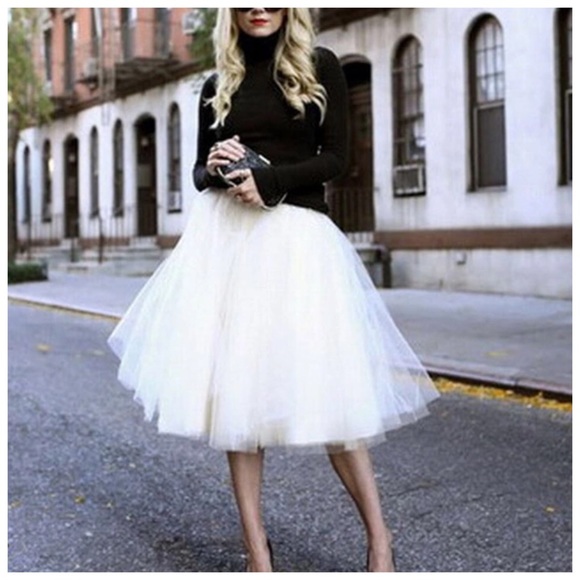 Dresses & Skirts - White Full Tulle Midi Skirt 24"-40" Waist