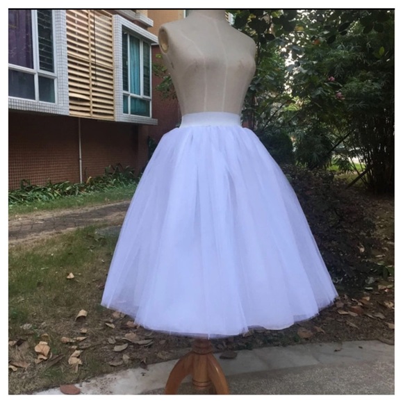 White Full Tulle Midi Skirt 24"-40" Waist - Picture 3 of 3