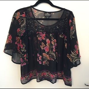Floral flowy top