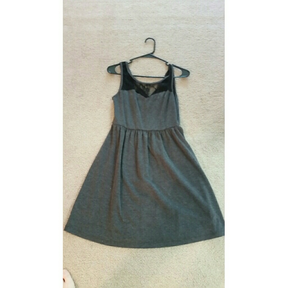Dress with lace detail