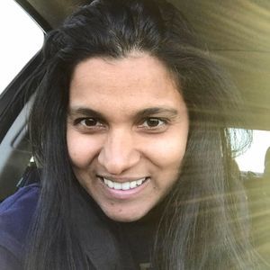 Meet your Posher, Elizabeth